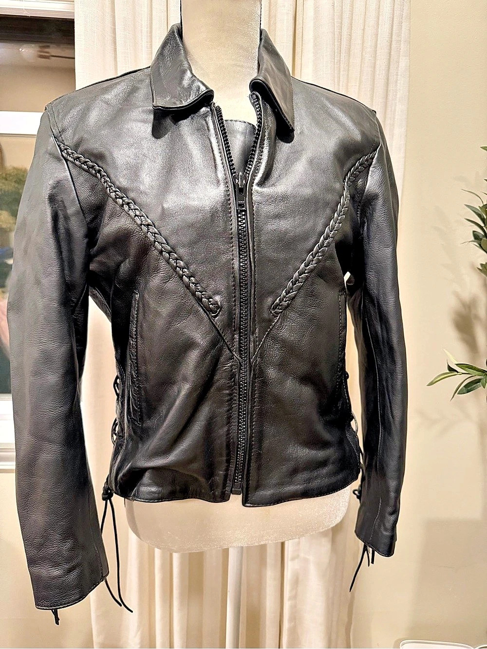 Original Interstate Leather Classic Leather Moto Jacket Braided Trim Size Small